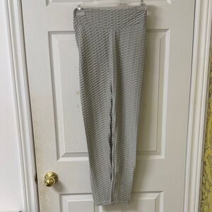 Gray Textured Women’s Leggings